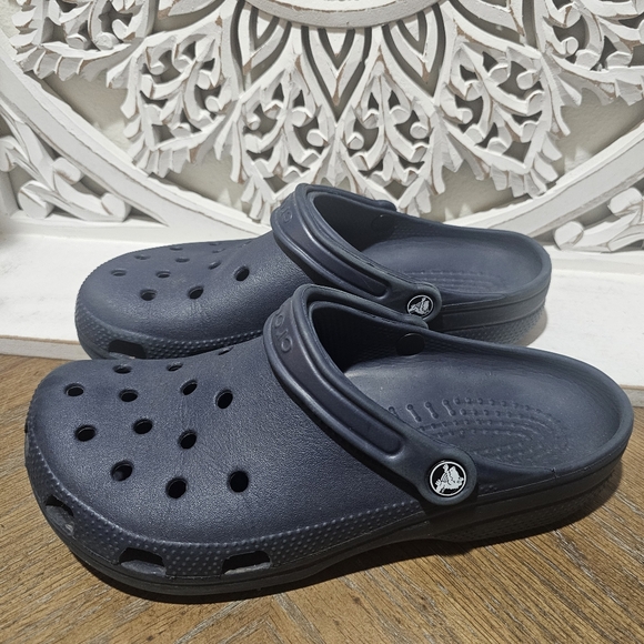 Crocs Navy Blue Clogs Mens 9 Womans 11 - Picture 3 of 5